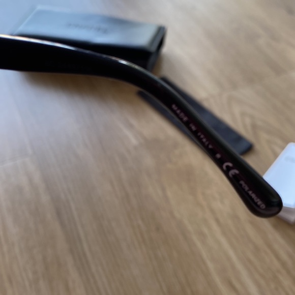 Chanel sunglasses with rhinestone “CHANEL” on left arm - Picture 8 of 13